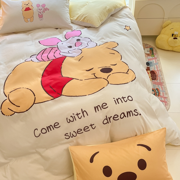 91家纺网 家纺一手货源 找家纺 麦田家纺 2025新款全棉迪士尼大板印花卡通四件套 晚安维尼