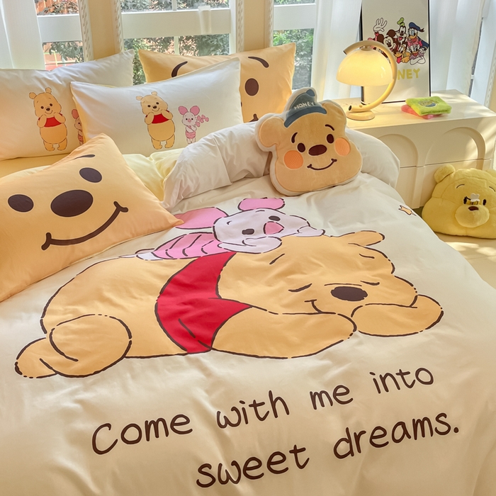 91家纺网 家纺一手货源 找家纺 麦田家纺 2025新款全棉迪士尼大板印花卡通四件套 晚安维尼