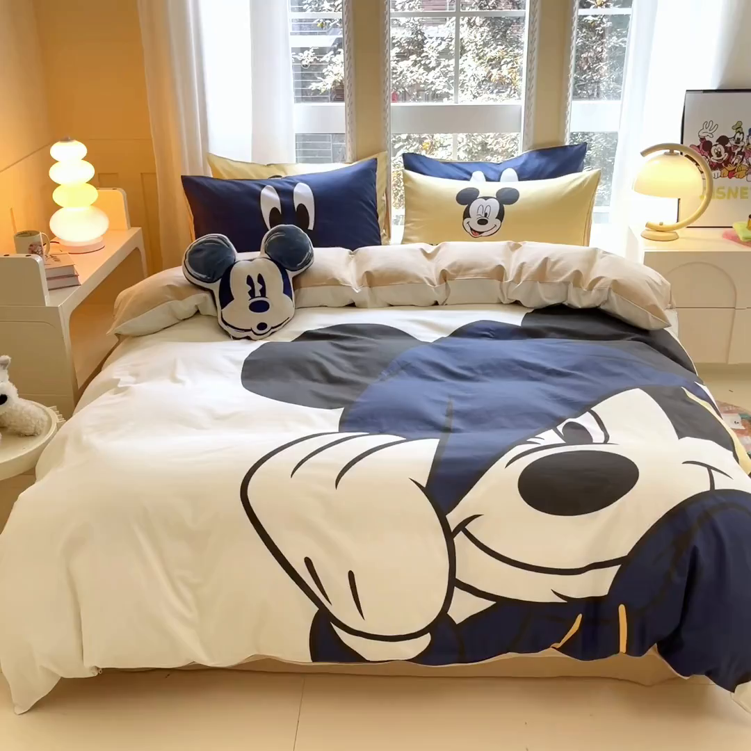 91家纺网 家纺一手货源 找家纺 麦田家纺 2025新款全棉迪士尼大板印花卡通四件套 hello米奇