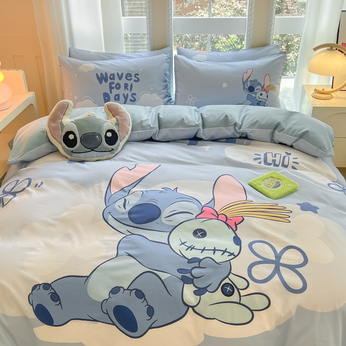 91家纺网 家纺一手货源 找家纺 麦田家纺 2025新款全棉迪士尼大板印花卡通四件套 玩娶史迪奇