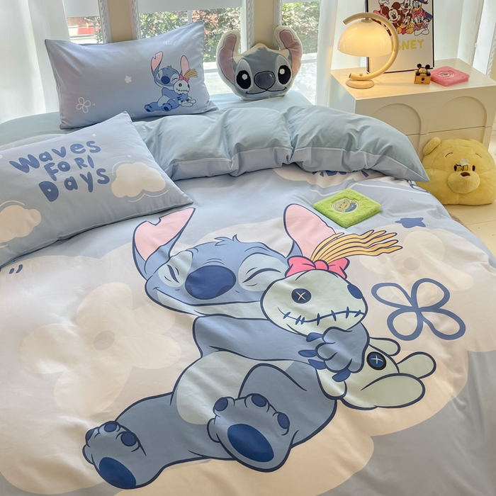 91家纺网 家纺一手货源 找家纺 麦田家纺 2025新款全棉迪士尼大板印花卡通四件套 玩娶史迪奇