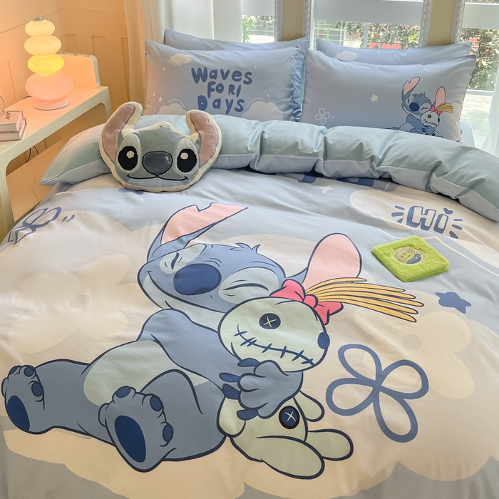 91家纺网 家纺一手货源 找家纺 麦田家纺 2025新款全棉迪士尼大板印花卡通四件套 玩娶史迪奇