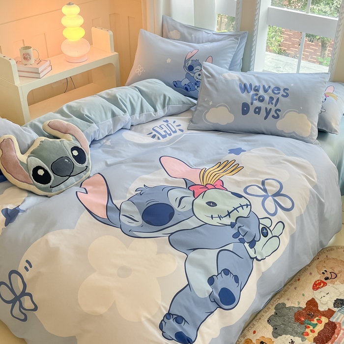 91家纺网 家纺一手货源 找家纺 麦田家纺 2025新款全棉迪士尼大板印花卡通四件套 玩娶史迪奇