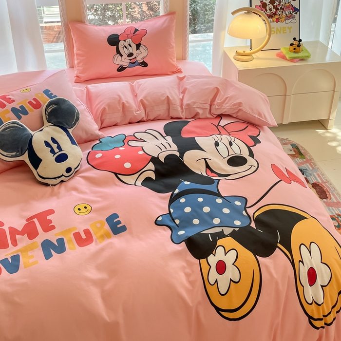 91家纺网 家纺一手货源 找家纺 麦田家纺 2025新款全棉迪士尼大板印花卡通四件套 草莓米妮