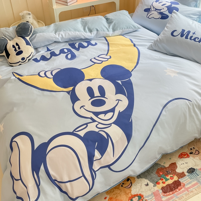 91家纺网 家纺一手货源 找家纺 麦田家纺 2025新款全棉迪士尼大板印花卡通四件套 月光童话