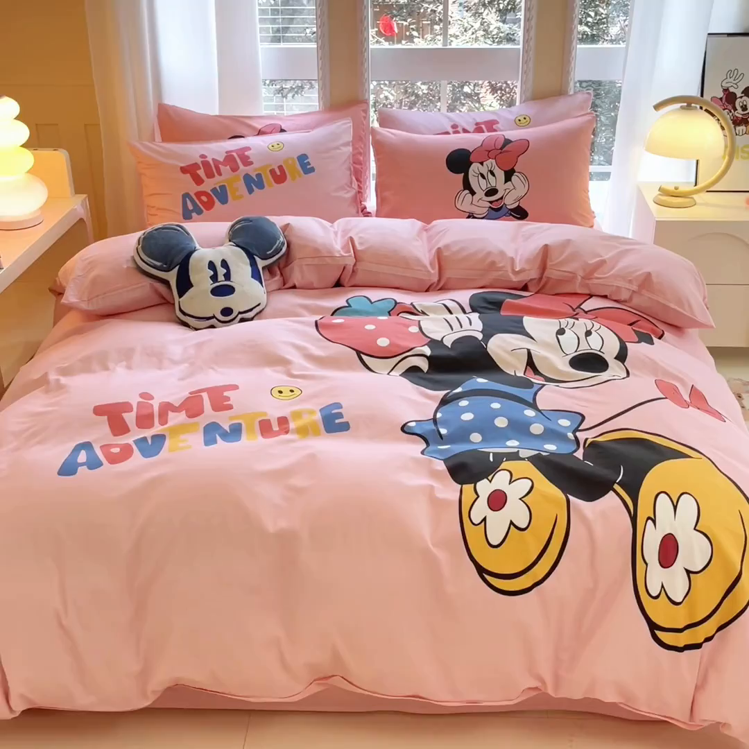 91家纺网 家纺一手货源 找家纺 麦田家纺 2025新款全棉迪士尼大板印花卡通四件套 草莓米妮