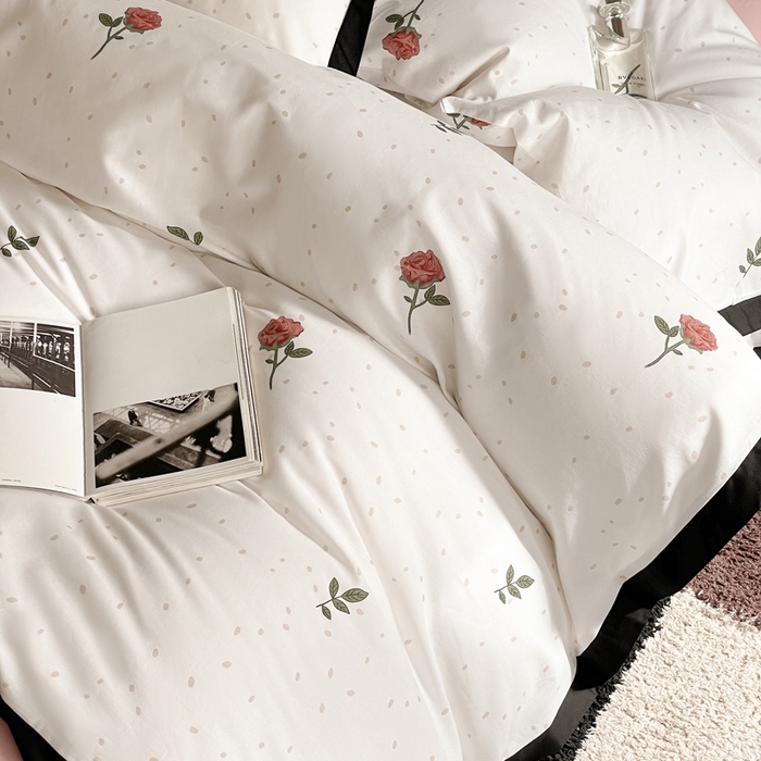 91家纺网 家纺一手货源 找家纺 麦田家纺 2025新款13372全棉花卉系列印花四件套 玫瑰花语