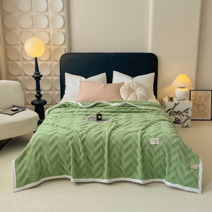 91家纺网 家纺一手货源 找家纺 （总）穆琪2025新款轻奢盖毯高克重多层提花绵柔绒保暖毛毯绵密亲肤沙发毯休闲小毯子