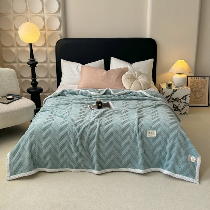 穆琪2025新款轻奢盖毯高克重多层提花绵柔绒保暖毛毯绵密亲肤沙发毯休闲小毯子 秋波蓝
