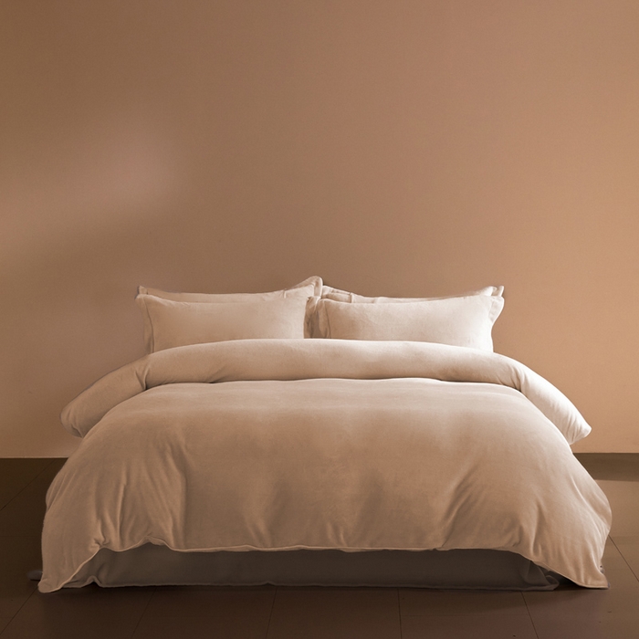 91家纺网 家纺一手货源 找家纺 麦田家纺 2025新款A类高克重纯色牛奶绒四件套 奶咖