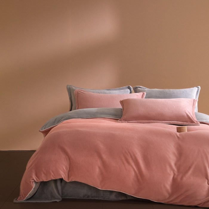 麦田家纺 2025新款A类高克重纯色牛奶绒四件套 肉粉-鸭蛋灰