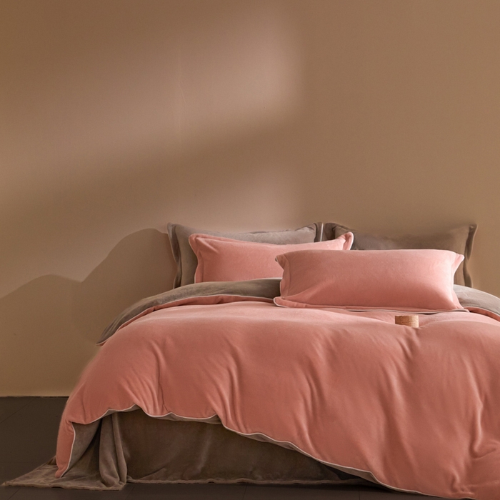 麦田家纺 2025新款A类高克重纯色牛奶绒四件套 玉色-灰咖