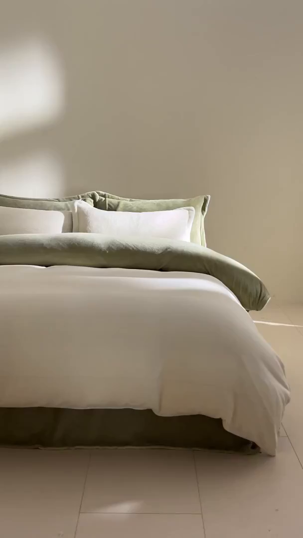 91家纺网 家纺一手货源 找家纺 麦田家纺 2025新款A类高克重纯色牛奶绒四件套 奶黄-军绿