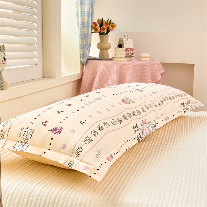 91家纺网 家纺一手货源 找家纺 麦田家纺 2025新款全棉印花12868长枕 南瓜小猫