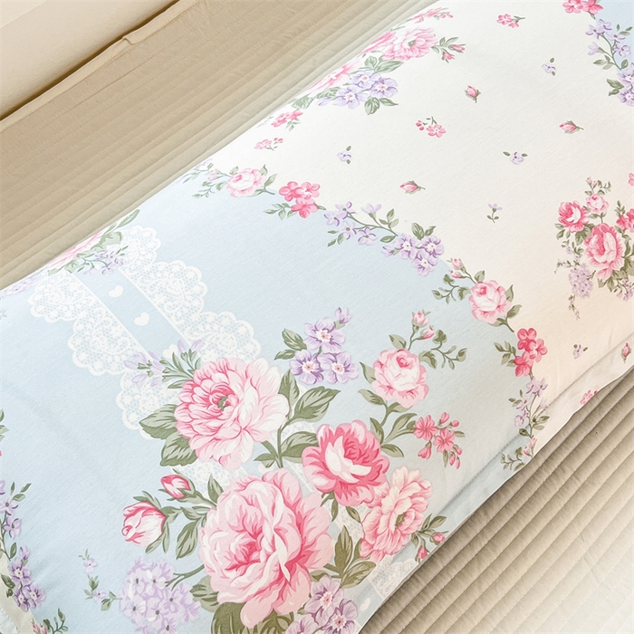 91家纺网 家纺一手货源 找家纺 麦田家纺 2025新款全棉印花12868长枕 淡香花语