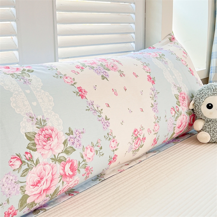 91家纺网 家纺一手货源 找家纺 麦田家纺 2025新款全棉印花12868长枕 淡香花语