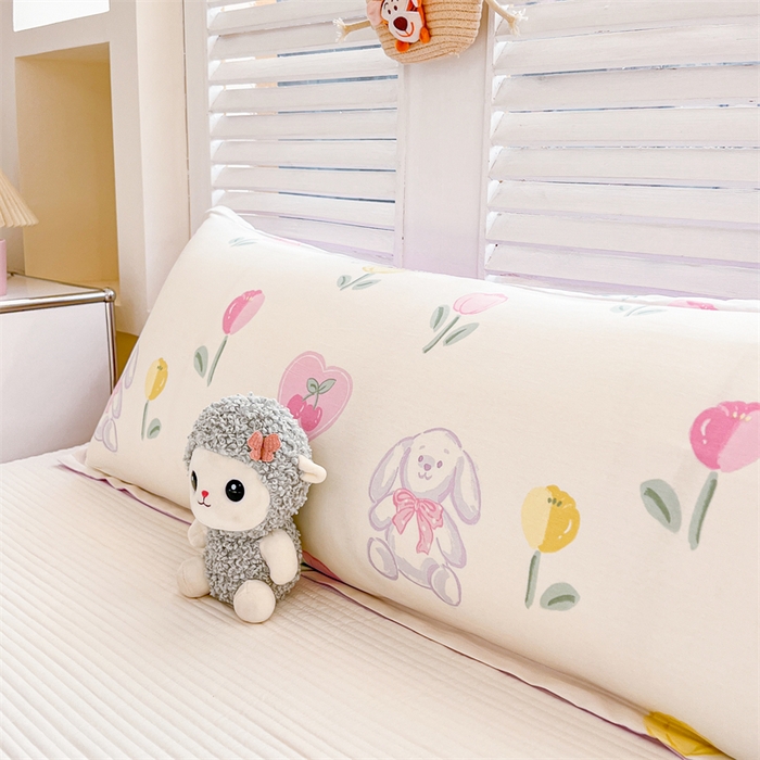 91家纺网 家纺一手货源 找家纺 麦田家纺 2025新款全棉印花12868长枕 悠悠花园