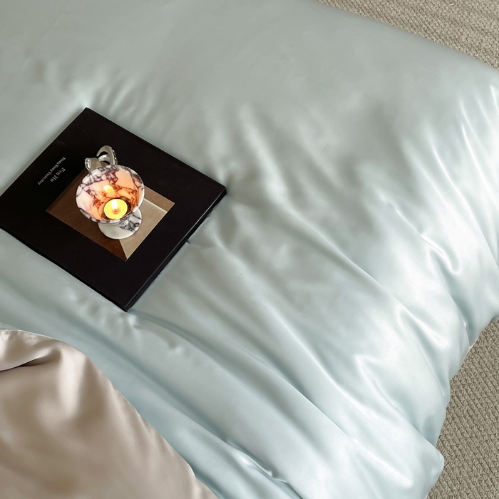 91家纺网 家纺一手货源 找家纺 麦田家纺 2025新款A类60S纯色兰精天丝四件套 映霜蓝-霜华银