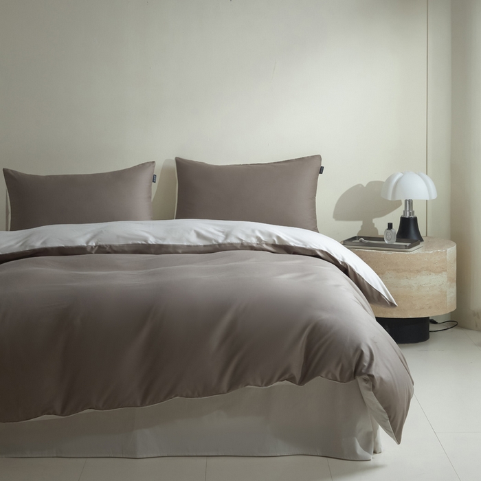 91家纺网 家纺一手货源 找家纺 麦田家纺 2025新款A类全棉13372纯色四件套 浅灰深咖