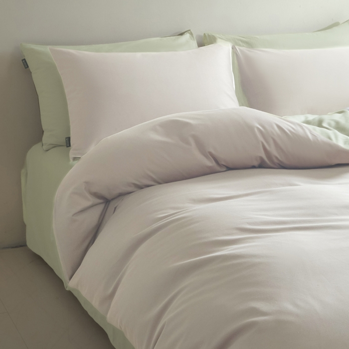 91家纺网 家纺一手货源 找家纺 麦田家纺 2025新款A类全棉13372纯色四件套 奶昔白浅绿