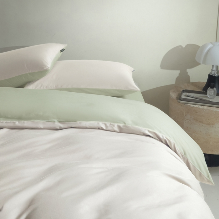 91家纺网 家纺一手货源 找家纺 麦田家纺 2025新款A类全棉13372纯色四件套 奶昔白浅绿