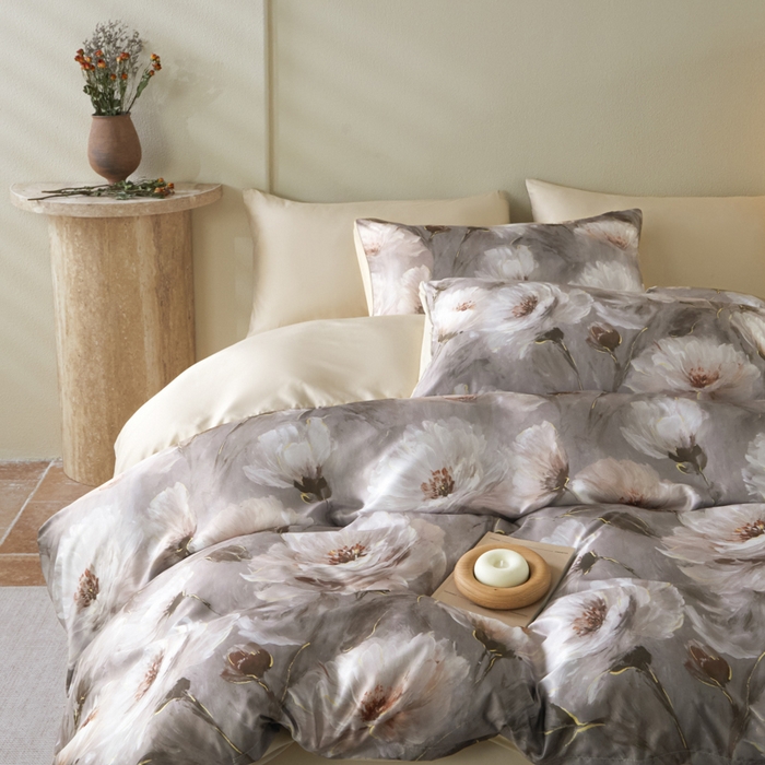 91家纺网 家纺一手货源 找家纺 麦田家纺 2025新款A类冰丝天丝玉锦缎印花四件套 索莱娅咖