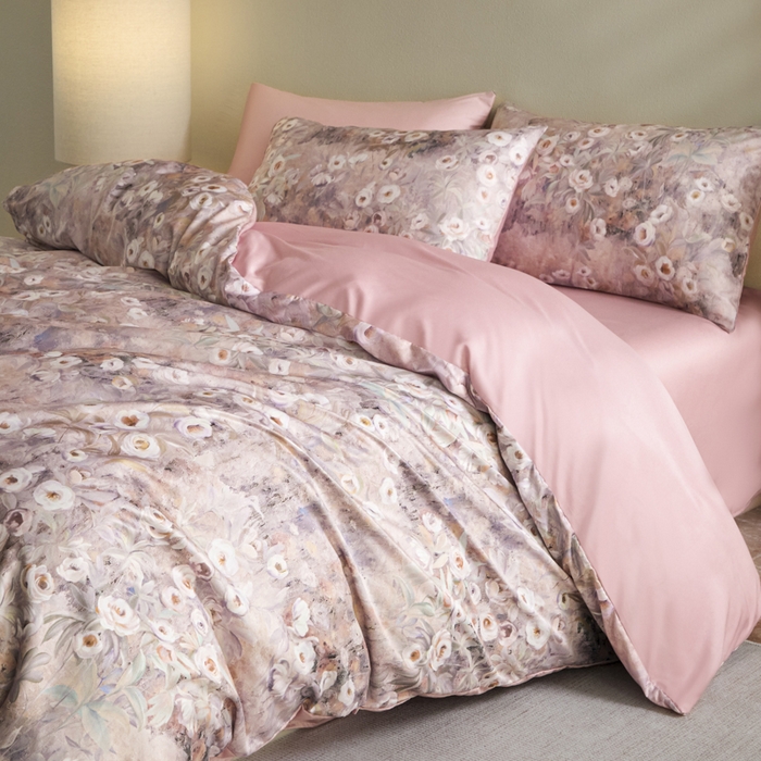 91家纺网 家纺一手货源 找家纺 麦田家纺 2025新款A类冰丝天丝玉锦缎印花四件套 印象花园粉紫