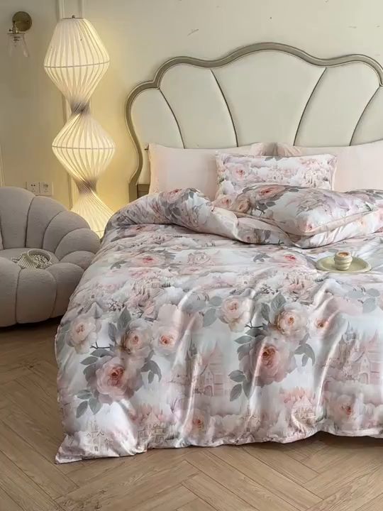 91家纺网 家纺一手货源 找家纺 麦田家纺 2025新款A类冰丝天丝玉锦缎印花四件套 丽梦园-玉