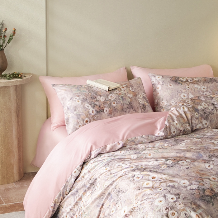 91家纺网 家纺一手货源 找家纺 麦田家纺 2025新款A类冰丝天丝玉锦缎印花四件套 印象花园粉紫