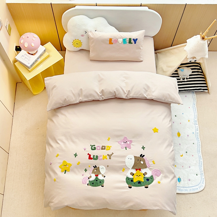 91家纺网 家纺一手货源 找家纺 （总）梵赫2025新款全棉A类5050磨毛卡通毛巾绣婴童套件幼儿园三件套