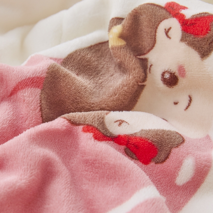 91家纺网 家纺一手货源 找家纺 莉莉安家纺 2025秋冬新款加厚三层夹棉牛奶绒贝贝绒毯冬季保暖盖毯复合毛毯 桃桃公主