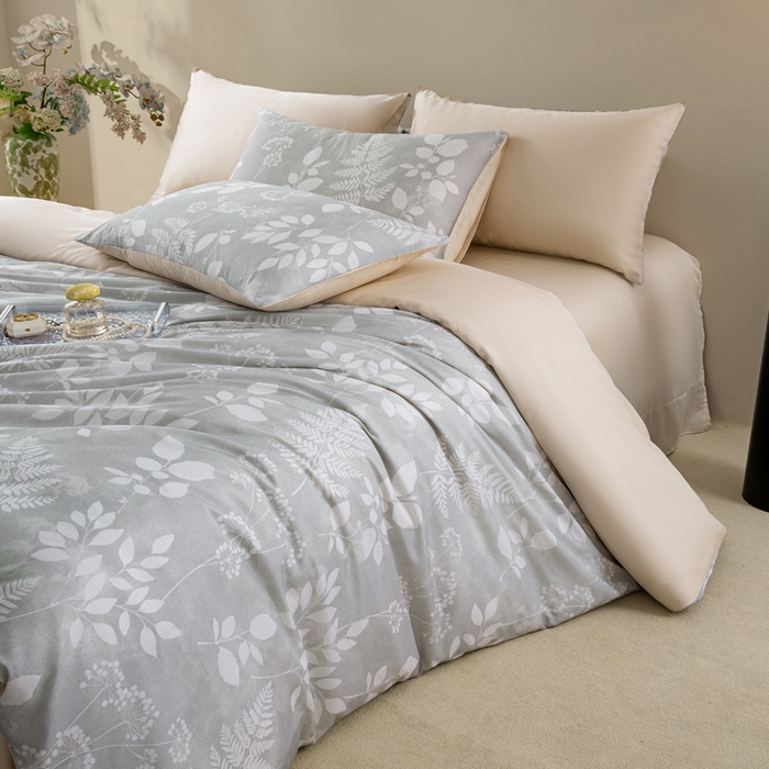 91家纺网 家纺一手货源 找家纺 麦田家纺 2025新款50S莱赛尔天丝印花四件套 叶影-灰