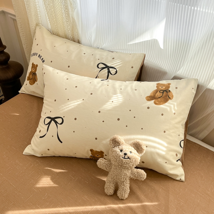 91家纺网 家纺一手货源 找家纺 麦田家纺 2025新款花卉全棉印花四件套系列 礼物熊