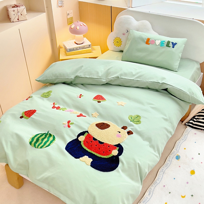 91家纺网 家纺一手货源 找家纺 梵赫2025新款全棉A类5050磨毛卡通毛巾绣婴童套件幼儿园三件套 小卡皮