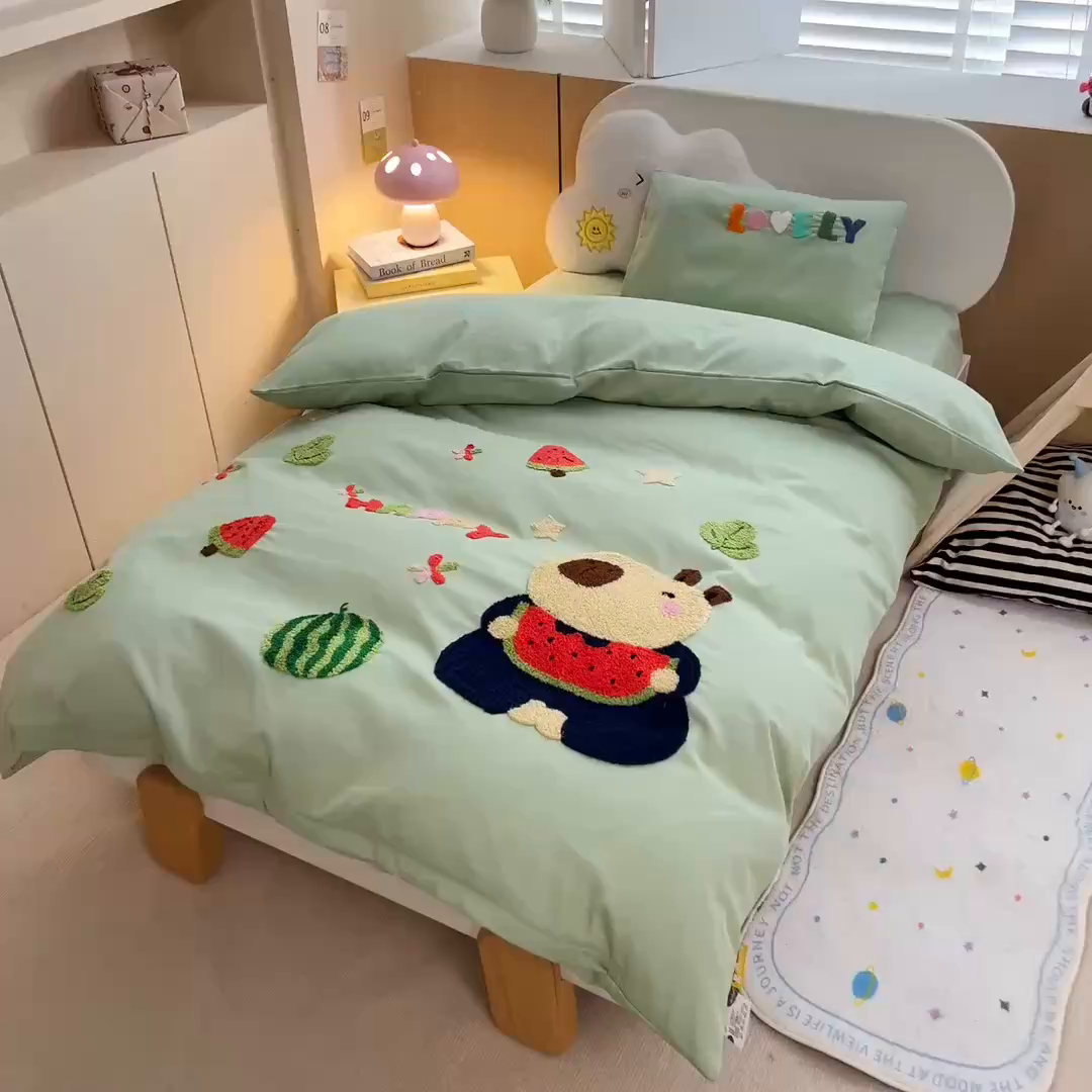 91家纺网 家纺一手货源 找家纺 梵赫2025新款全棉A类5050磨毛卡通毛巾绣婴童套件幼儿园三件套 小卡皮