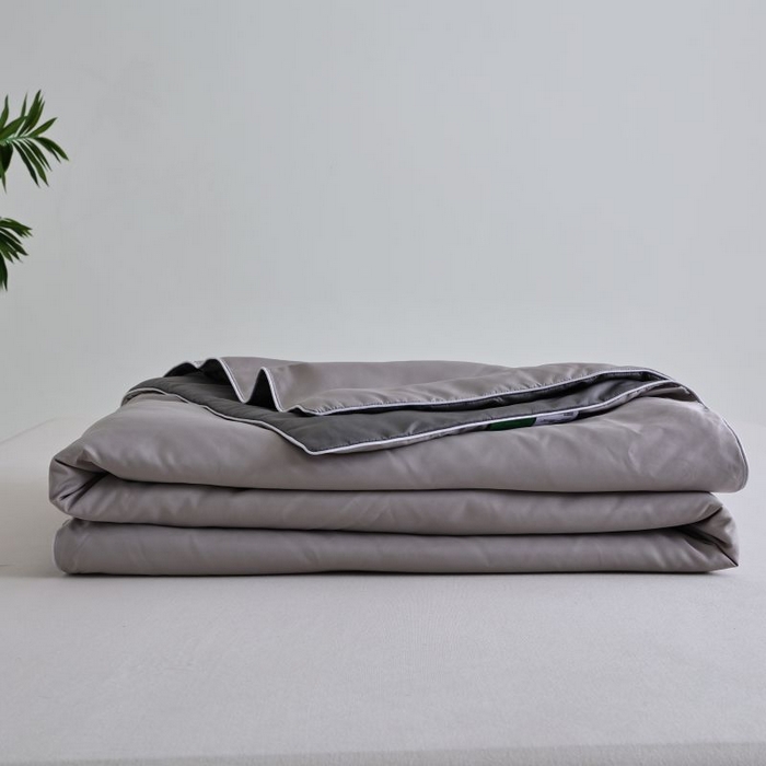91家纺网 家纺一手货源 找家纺 麦田家纺 2025新款双拼麻绳水洗真丝冰丝夏被 高级灰+灰