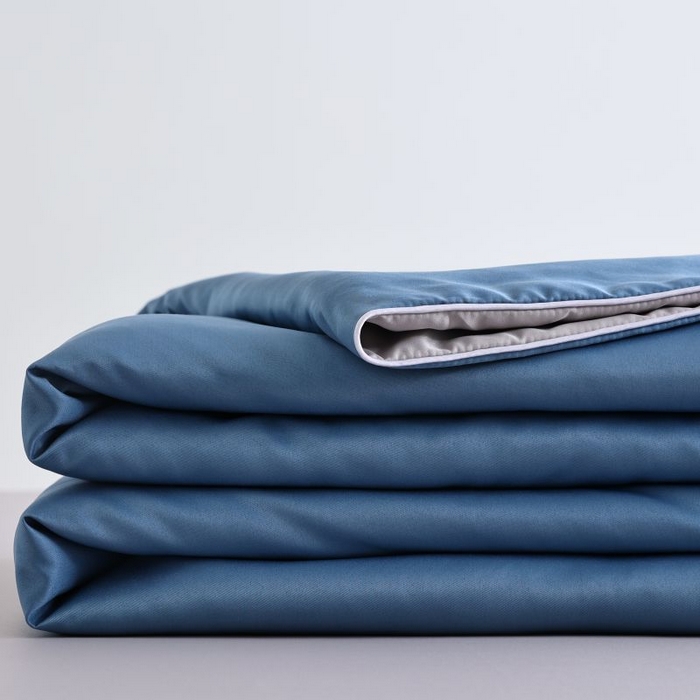 91家纺网 家纺一手货源 找家纺 麦田家纺 2025新款双拼麻绳水洗真丝冰丝夏被 宾利蓝+灰