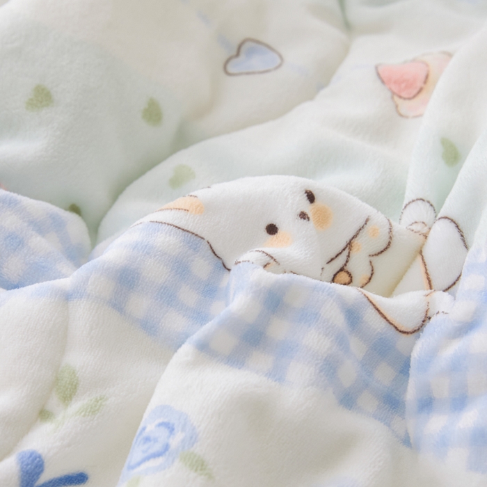 91家纺网 家纺一手货源 找家纺 莉莉安家纺 2025秋冬新款加厚三层夹棉牛奶绒贝贝绒毯冬季保暖盖毯复合毛毯 一袭幽梦