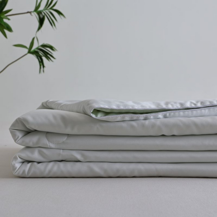 91家纺网 家纺一手货源 找家纺 麦田家纺 2025新款双拼麻绳水洗真丝冰丝夏被 贵族白+绿