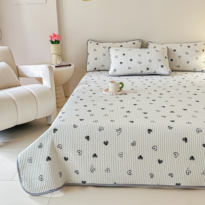 91家纺网 家纺一手货源 找家纺 麦田家纺 2025新款针织棉双层纱印花双面床盖 心相印-灰