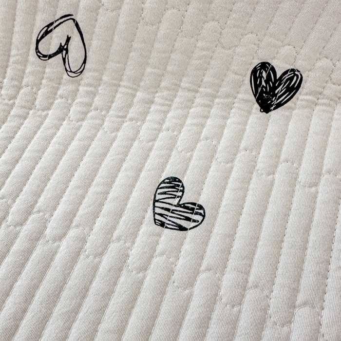 91家纺网 家纺一手货源 找家纺 麦田家纺 2025新款针织棉双层纱印花双面床盖 心相印-灰