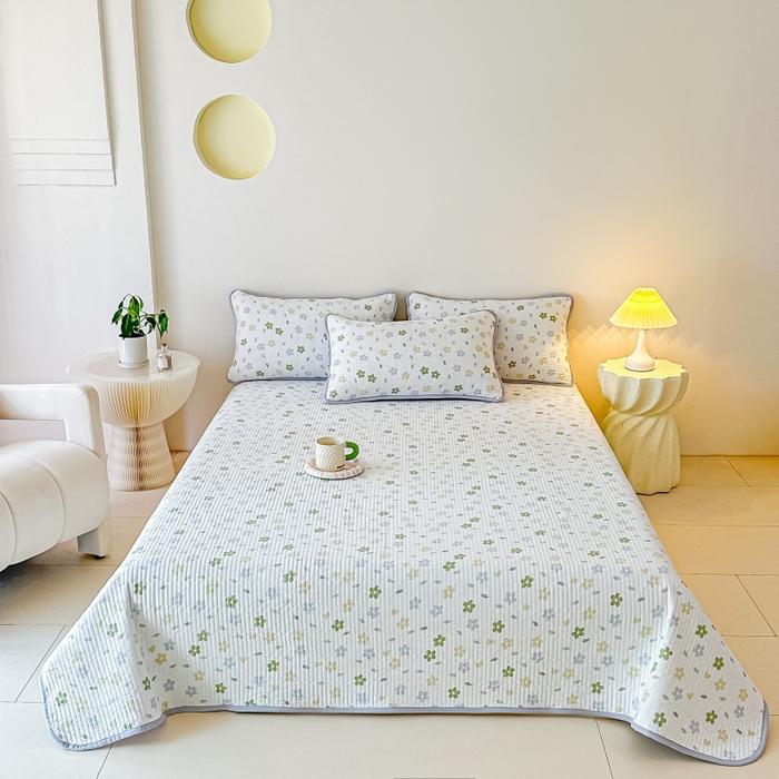 91家纺网 家纺一手货源 找家纺 麦田家纺 2025新款珍珠绸印花双面床盖 朵朵花林-雅韵灰