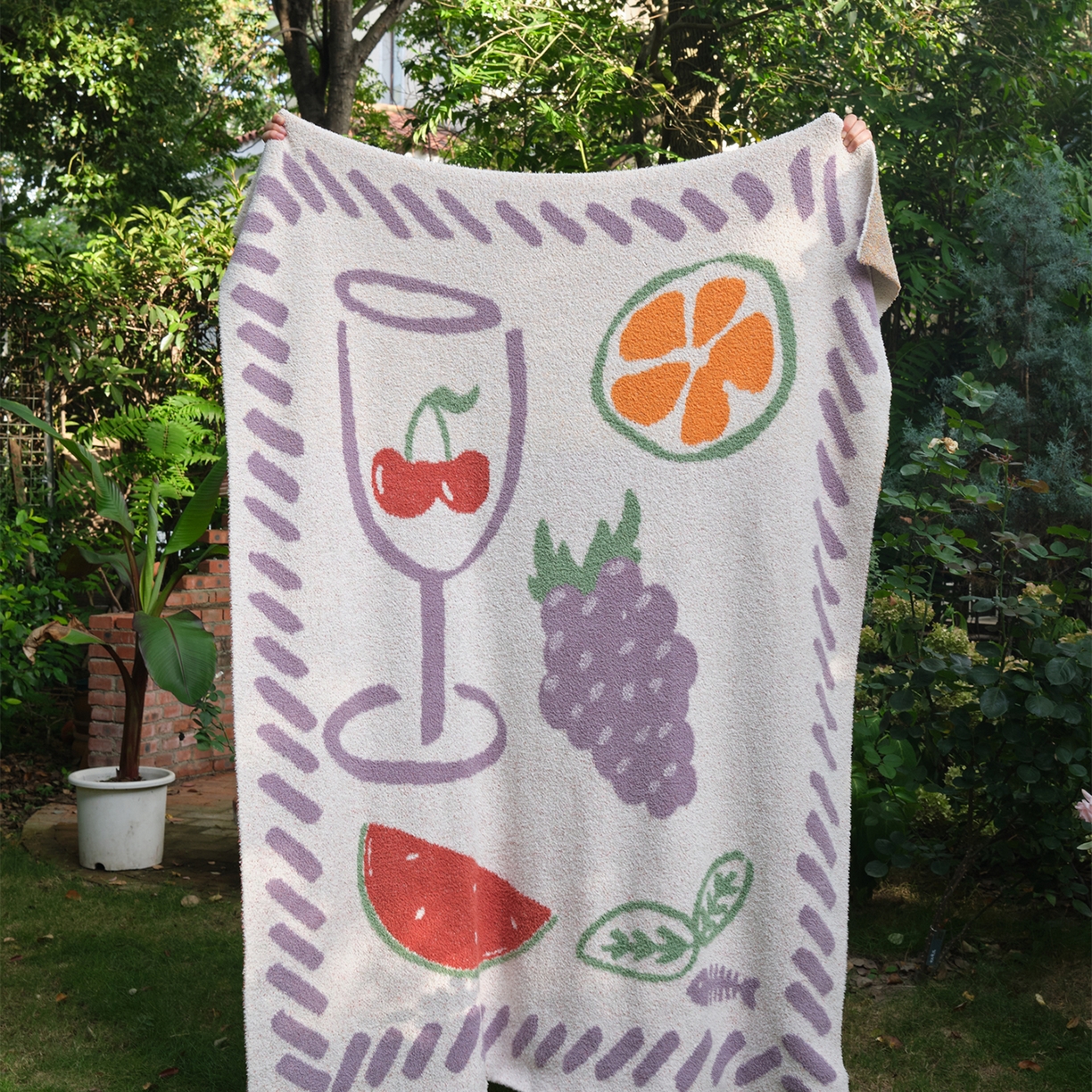 暖绵绵家纺 2025新款A类半边绒清新水果盖毯-夏维希 夏维希-紫色