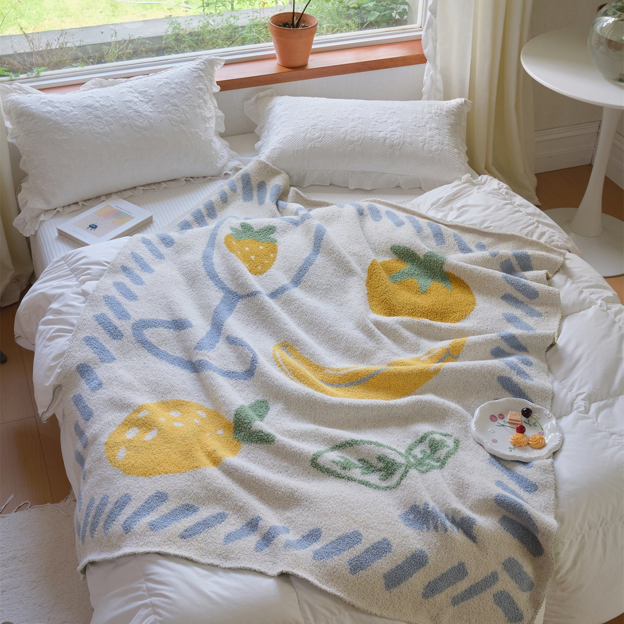 91家纺网 家纺一手货源 找家纺 （总）暖绵绵家纺 2025新款A类半边绒清新水果盖毯-夏维希