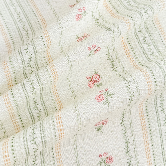 91家纺网 家纺一手货源 找家纺 麦田家纺 2025新款云感木棉皱皱双层纱长枕 花颜