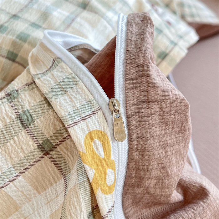 91家纺网 家纺一手货源 找家纺 麦田家纺 2025新款A类云感木棉皱皱双层纱印花四件套 甜心格