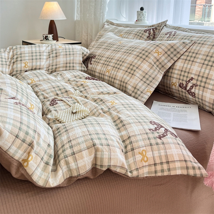 91家纺网 家纺一手货源 找家纺 麦田家纺 2025新款A类云感木棉皱皱双层纱印花四件套 甜心格