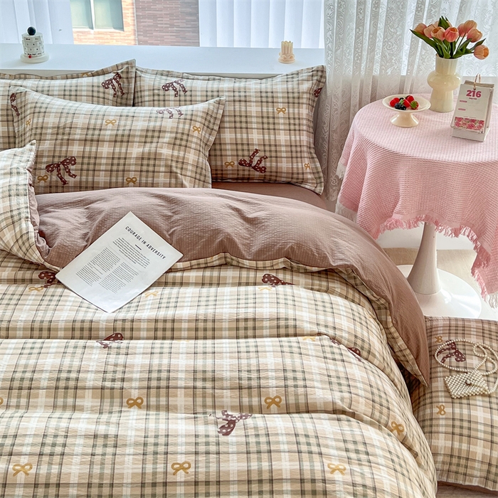 91家纺网 家纺一手货源 找家纺 麦田家纺 2025新款A类云感木棉皱皱双层纱印花四件套 甜心格