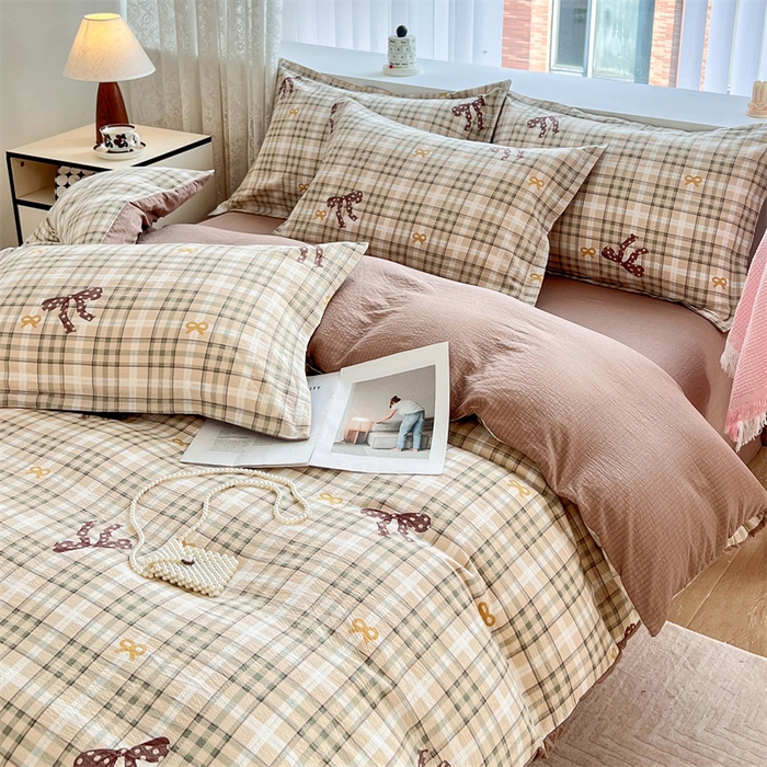 91家纺网 家纺一手货源 找家纺 麦田家纺 2025新款A类云感木棉皱皱双层纱印花四件套 甜心格