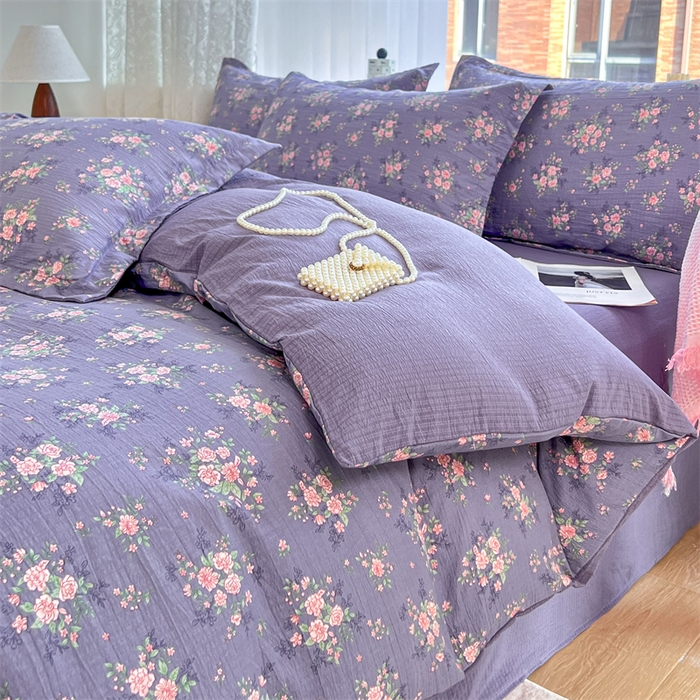 91家纺网 家纺一手货源 找家纺 麦田家纺 2025新款A类云感木棉皱皱双层纱印花四件套 紫韵